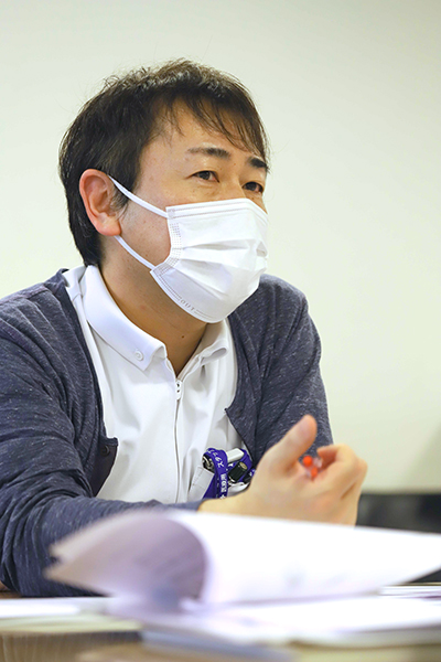 教育主事 藤井光輝
